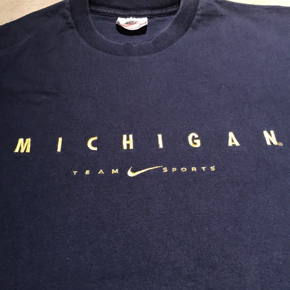 Nike Other - Men’s Nike University of Michigan tee Sz L Nike Other - Men’s Nike University of Michigan tee Sz L